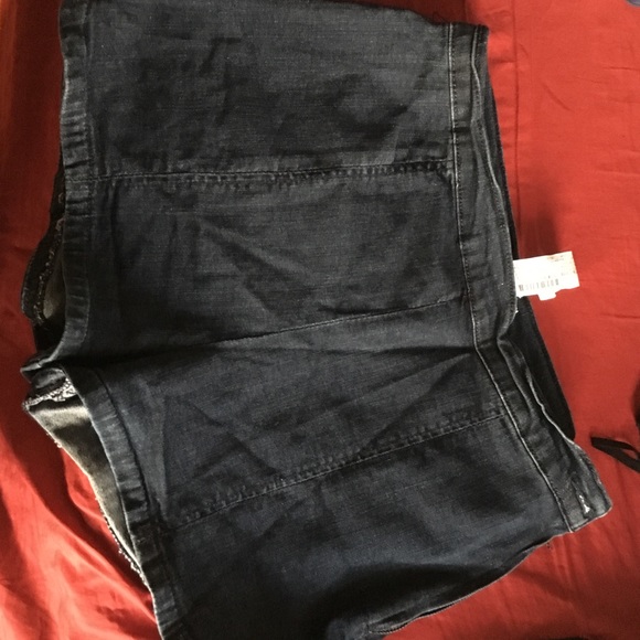 High waisted forever 21 denim shorts - Picture 4 of 4